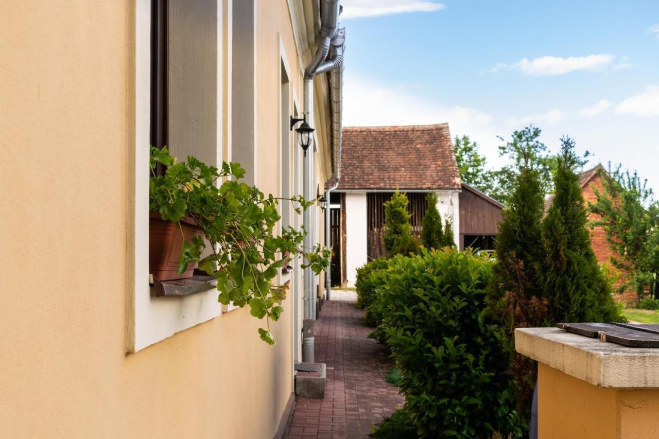 Kápolna Vendégház Kerkaskapolna Exteriér fotografie